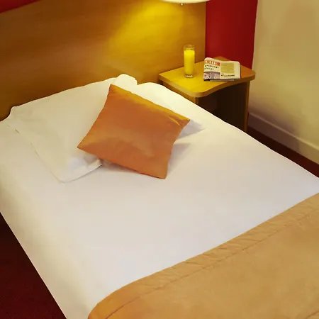 Hotel Le Clocher De Rodez Centre Gare 3*
