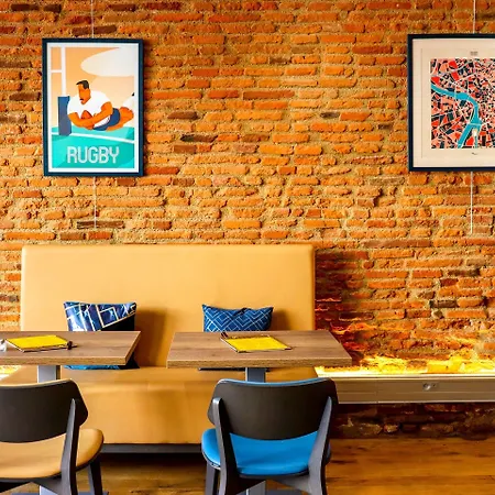 Le Clocher De Rodez Centre Gare