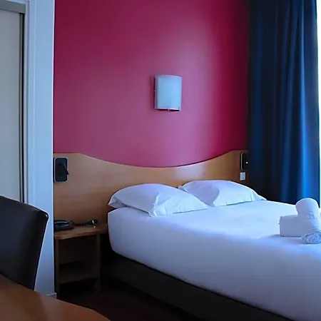 Le Clocher De Rodez Centre Gare 3*