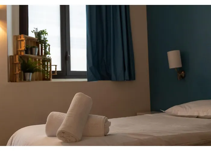 Le Clocher De Rodez Centre Gare ホテル 3*