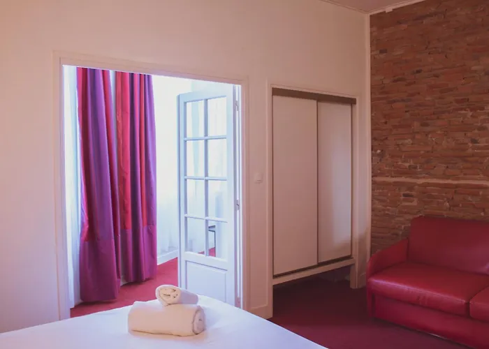 Szálloda Le Clocher De Rodez Centre Gare 3*