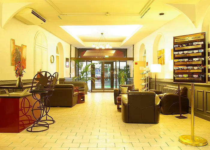 Le Clocher De Rodez Centre Gare 3*