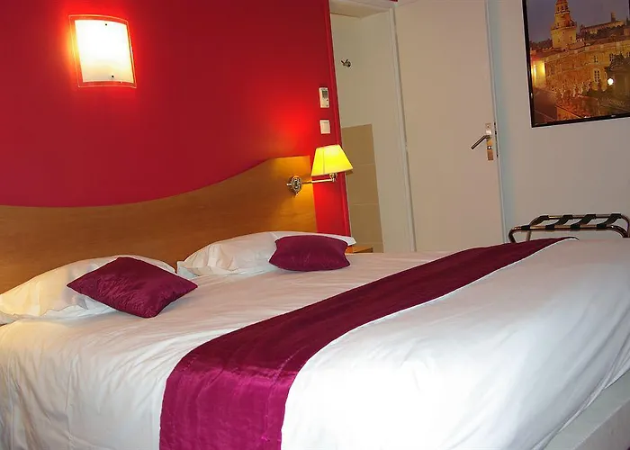 Le Clocher De Rodez Centre Gare Hotel