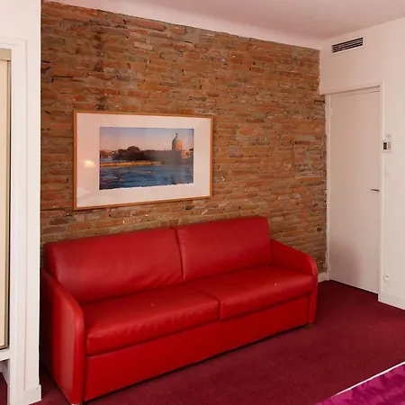 Le Clocher De Rodez Centre Gare 3* Toulouse
