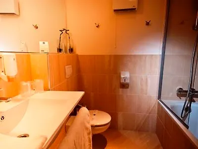 Le Clocher De Rodez Centre Gare Hotel Toulouse