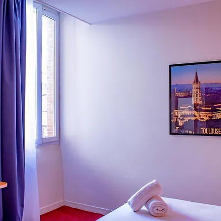 Le Clocher De Rodez Centre Gare 酒店