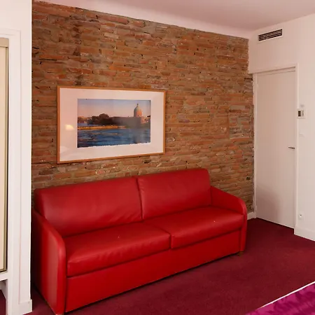 Le Clocher De Rodez Centre Gare 酒店 3*
