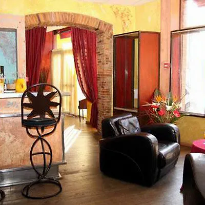 Le Clocher De Rodez Centre Gare Hotel 3*